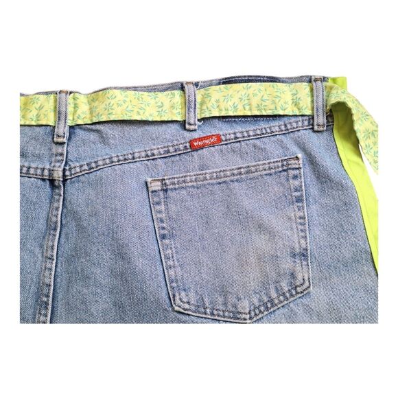 Recycled Upcycled Repurposed Wrangler Jeans Apron Pockets BBQ chef Waist Tie - Picture 6 of 11